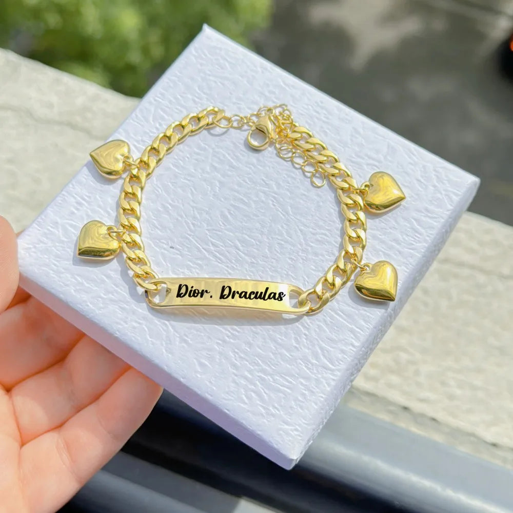 DUOYING Engraved Name Heart Bracelet